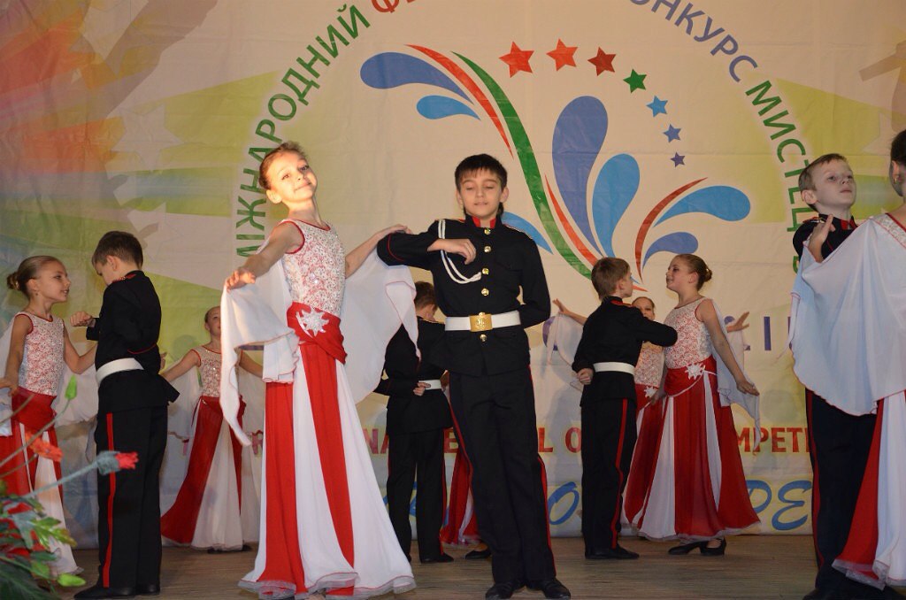 Дитяча хореографічна студія Успіх 08